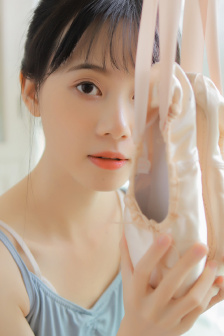 你可以一边喘气一边说嗯吗